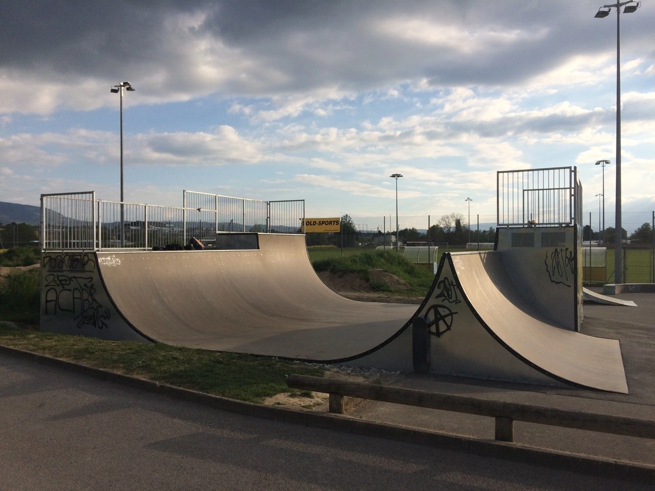 CH Plan-les-Ouates - Minirampe Skatepark des Cherpines
