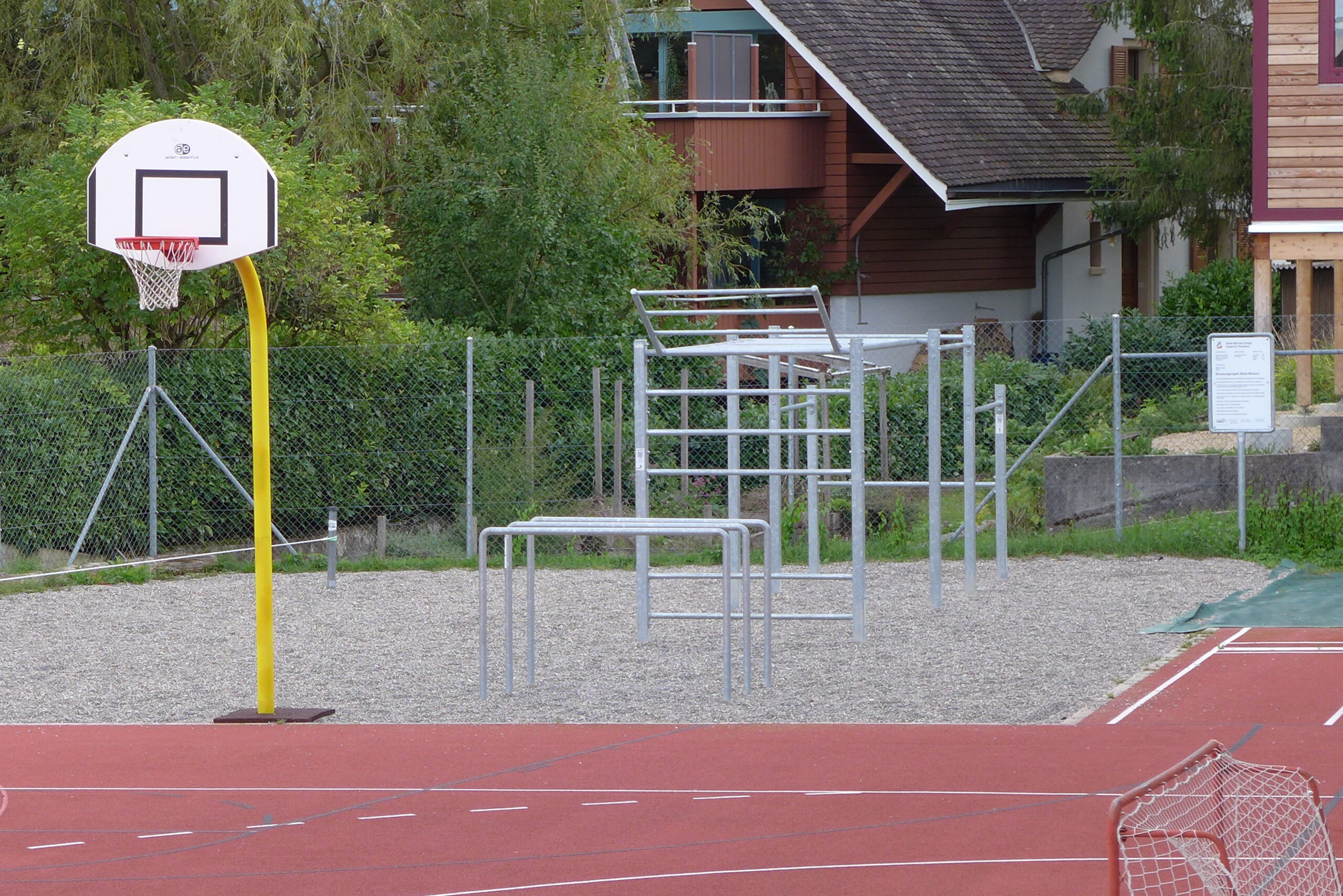 CH Nuglar-St.Pantaleon - Street Workout für Jung und Alt