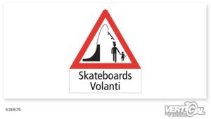 Segnale di pericolo Skateboards volanti
